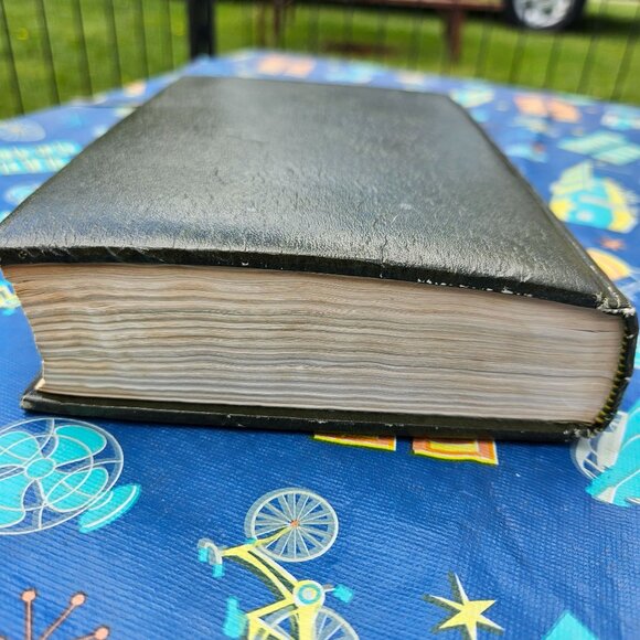 The Living Bible Paraphrased Hardcover 1971 2nd Edition Tyndale House Publishers - Picture 12 of 13